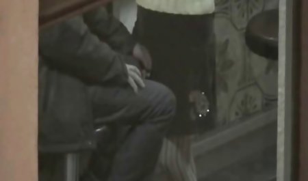 金髪milfサラ作品は彼女の湿潤滑りゃ エッチ 個人 撮影