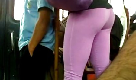 スーパーホ幅seduces彼女の紫色のランジェリー 素人 熟女 無料 動画